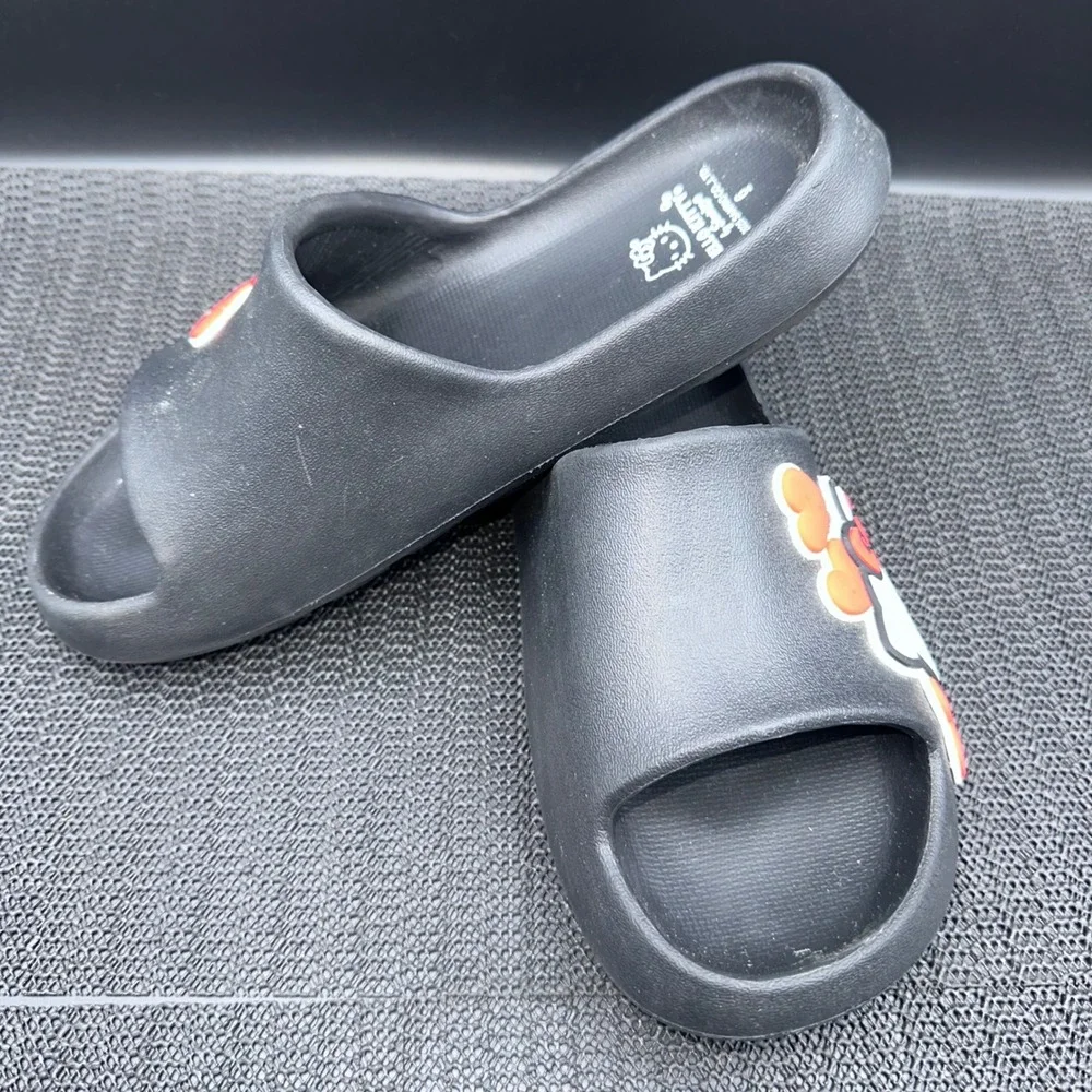 Sanrio Hello Kitty Black Slide Sandals Winking Hearts Girls Size 6 3613143 S25